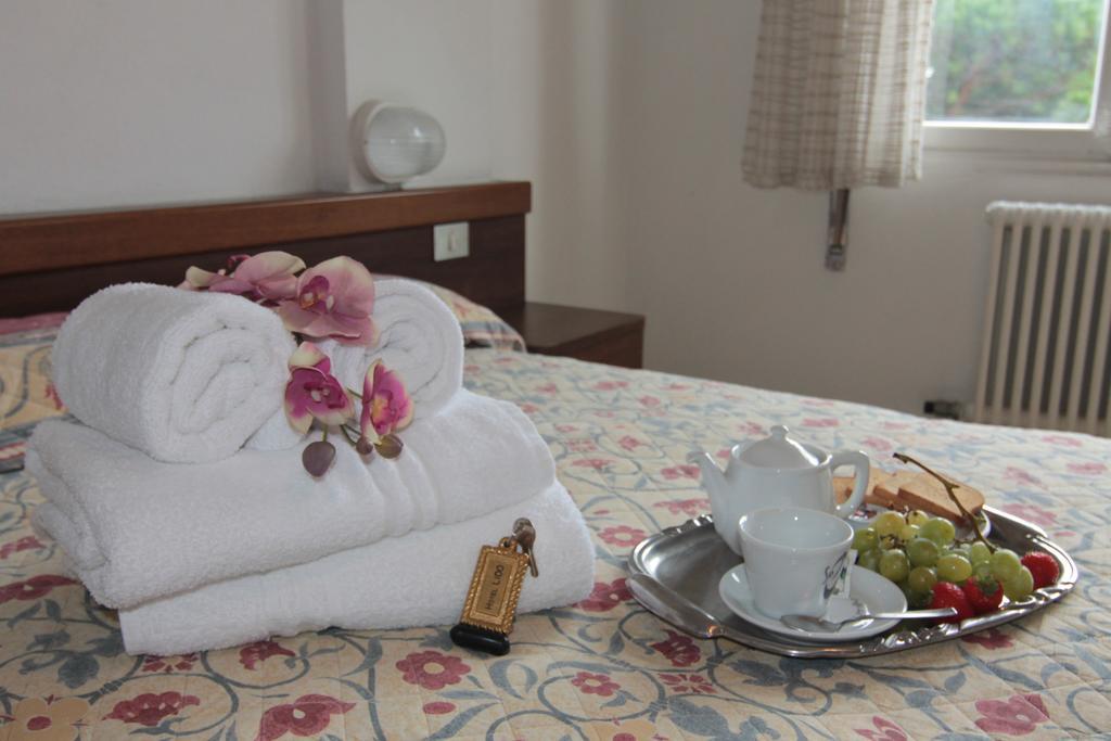 Hotel Lido Pietra Ligure Værelse billede